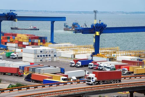 逆势高速增长，利好落地加快 中国跨境电商万亿级市场可期与码头配套服务优化